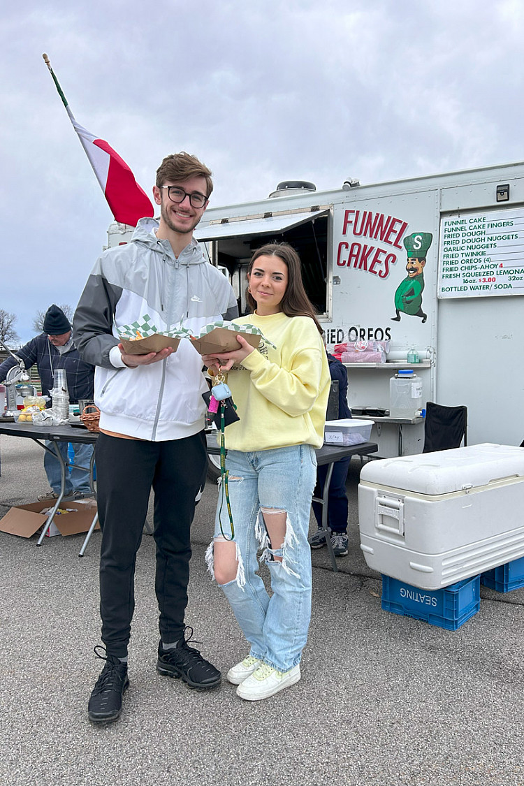 Students at a food truck