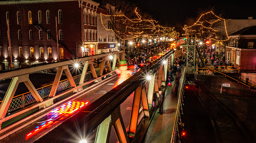 Brockport village's annual holiday of lights parade