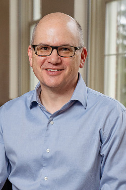 Steven T Barber Headshot