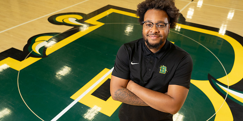 Jalen Carthens in the SUNY Brockport gym